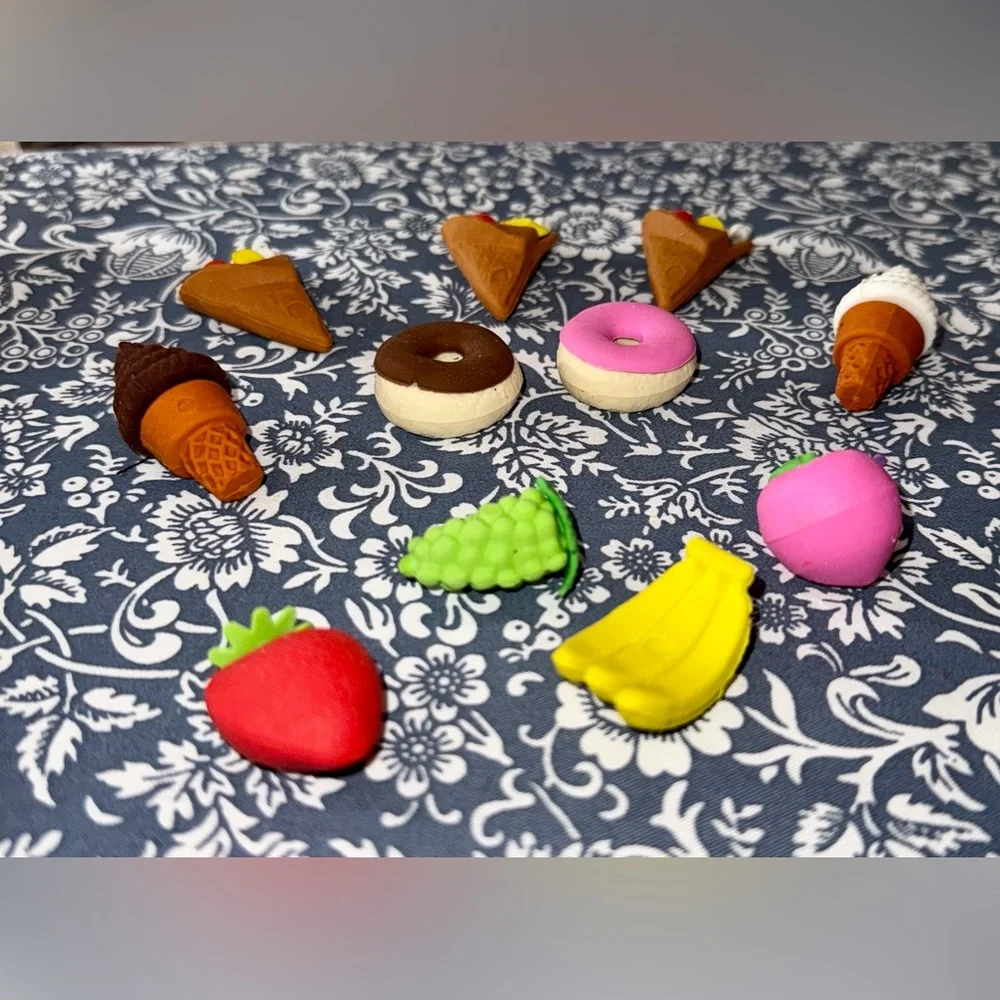 HUGE GRAB BAG OF RUBBER TOYS, 3D PUZZLE ERASERS AND MORE! OVER 50 PIECES!!!!!!!